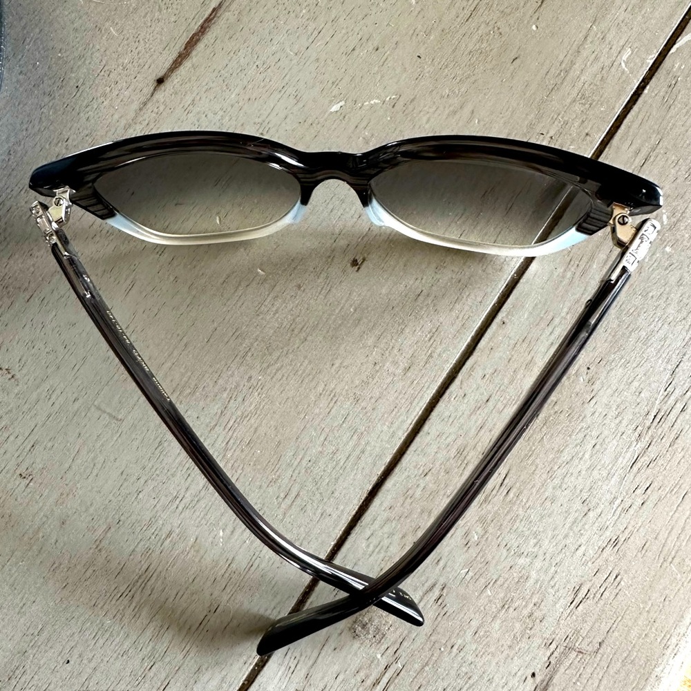 Vera Wang Sunglasses